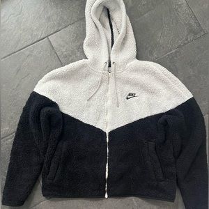 Cropped Black and White Nike Zip-Up